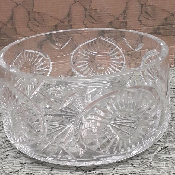 Rogaska round concave cutglass crystal bowl - Picture 4 of 8